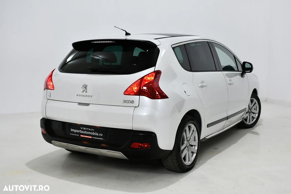 Peugeot 3008 Hybrid4 88g - 3