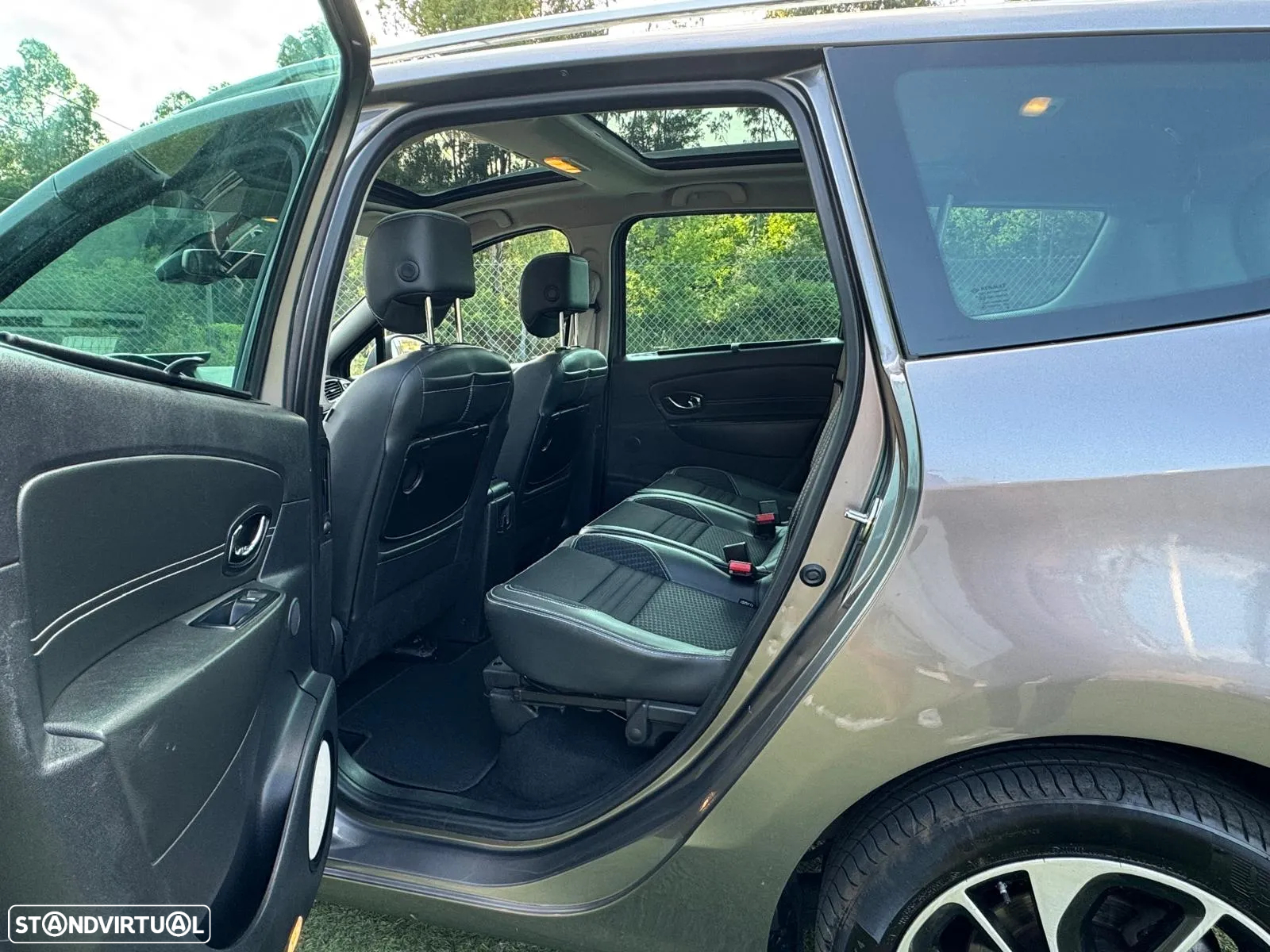 Renault Grand Scénic 1.6 dCi Bose Edition SS - 5