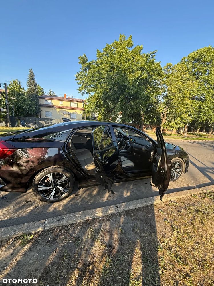 Honda Civic 1.5 T Executive - 17