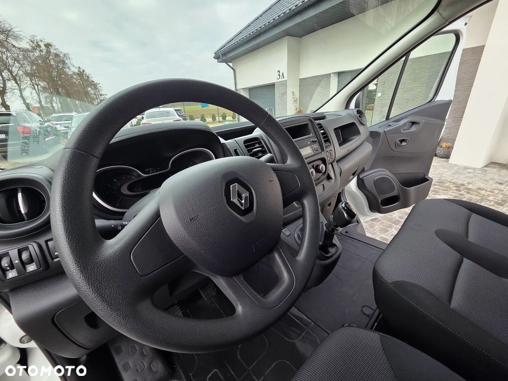 Renault Trafic - 14
