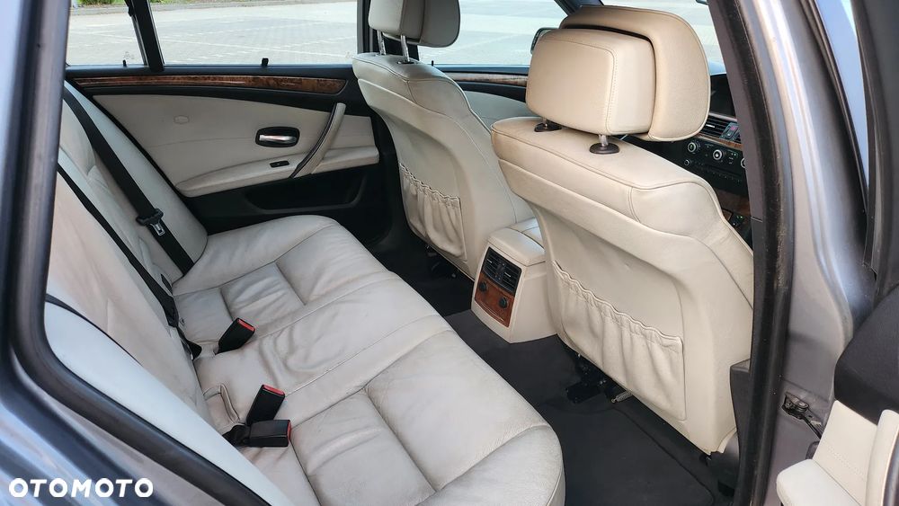 BMW Seria 5 - 13