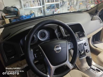 Volvo XC 60 D5 AWD Momentum - 10