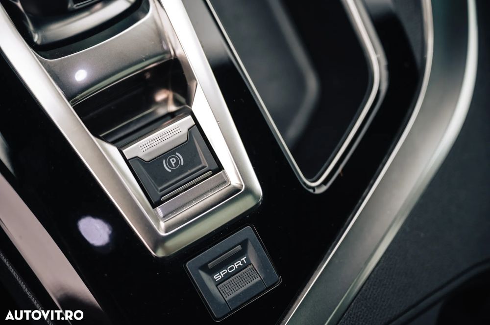 Peugeot 3008 PureTech 130 Stop & Start GPF EAT8 Allure - 25