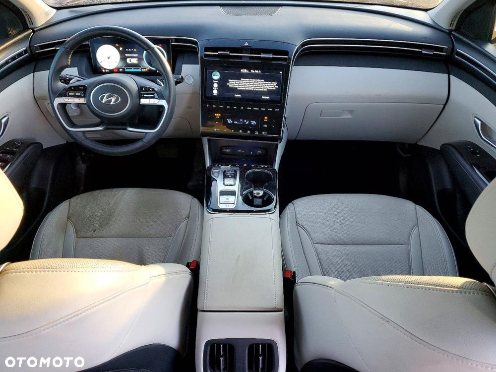 Hyundai Tucson - 8