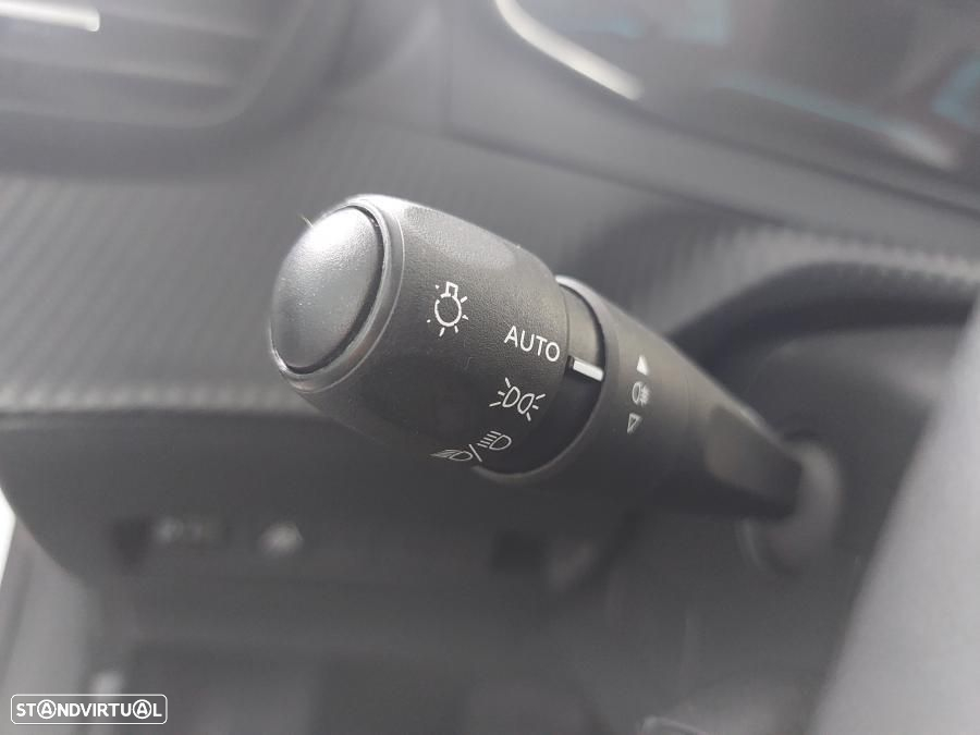 Peugeot e-208 50 kWh Active - 18
