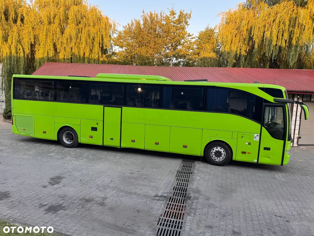 Mercedes-Benz TOURISMO 16 RHD - 4