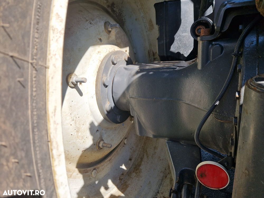 Valtra T 235A TRACTOR AGRICOL 4x4 - 11
