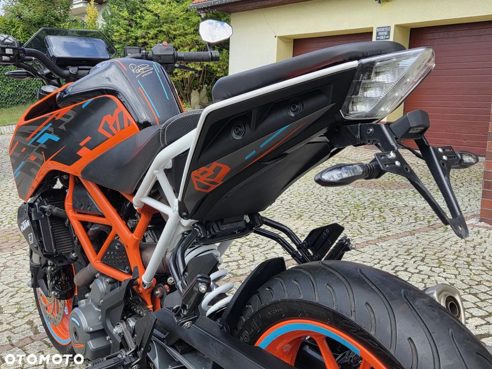 KTM Duke 390 - 34