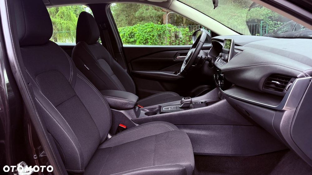Nissan Qashqai 1.3 DIG-T MHEV Xtronic N-Connecta - 23