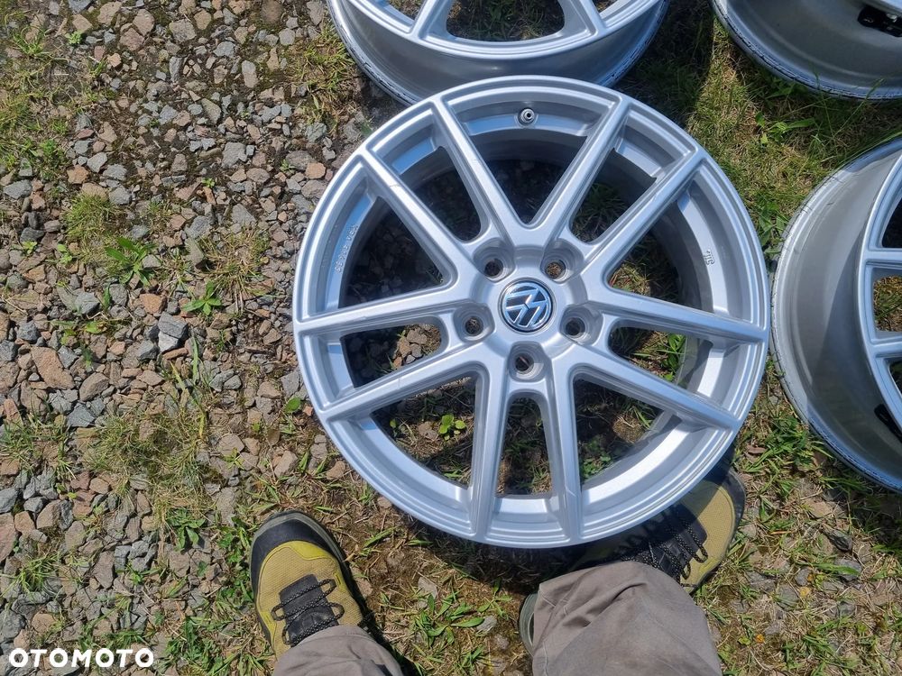 VW TIGUAN,PASSAT, AUDI A4,SKODA KAROQ,SEAT TARRACO 7X17 ET41 5X112 bdb stan - 5