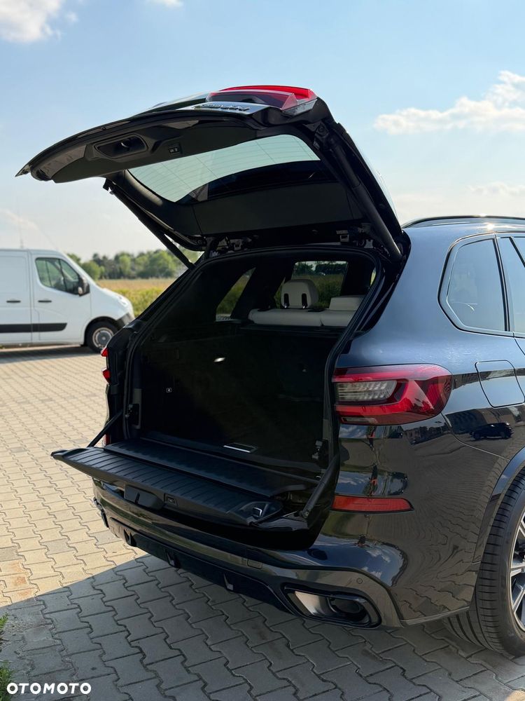 BMW X5 xDrive30d mHEV - 29