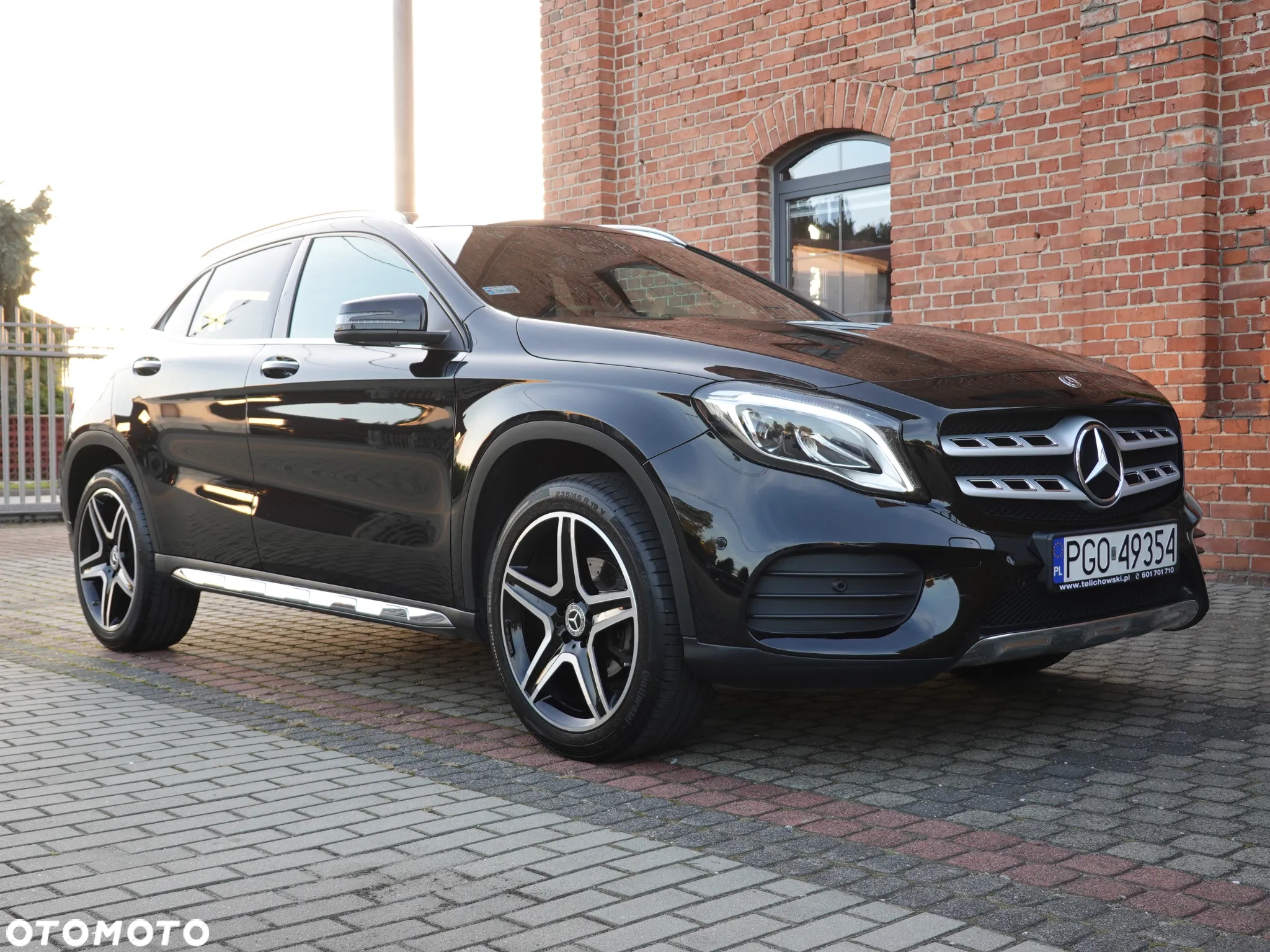 Mercedes-Benz GLA 200 7G-DCT AMG Line - 6