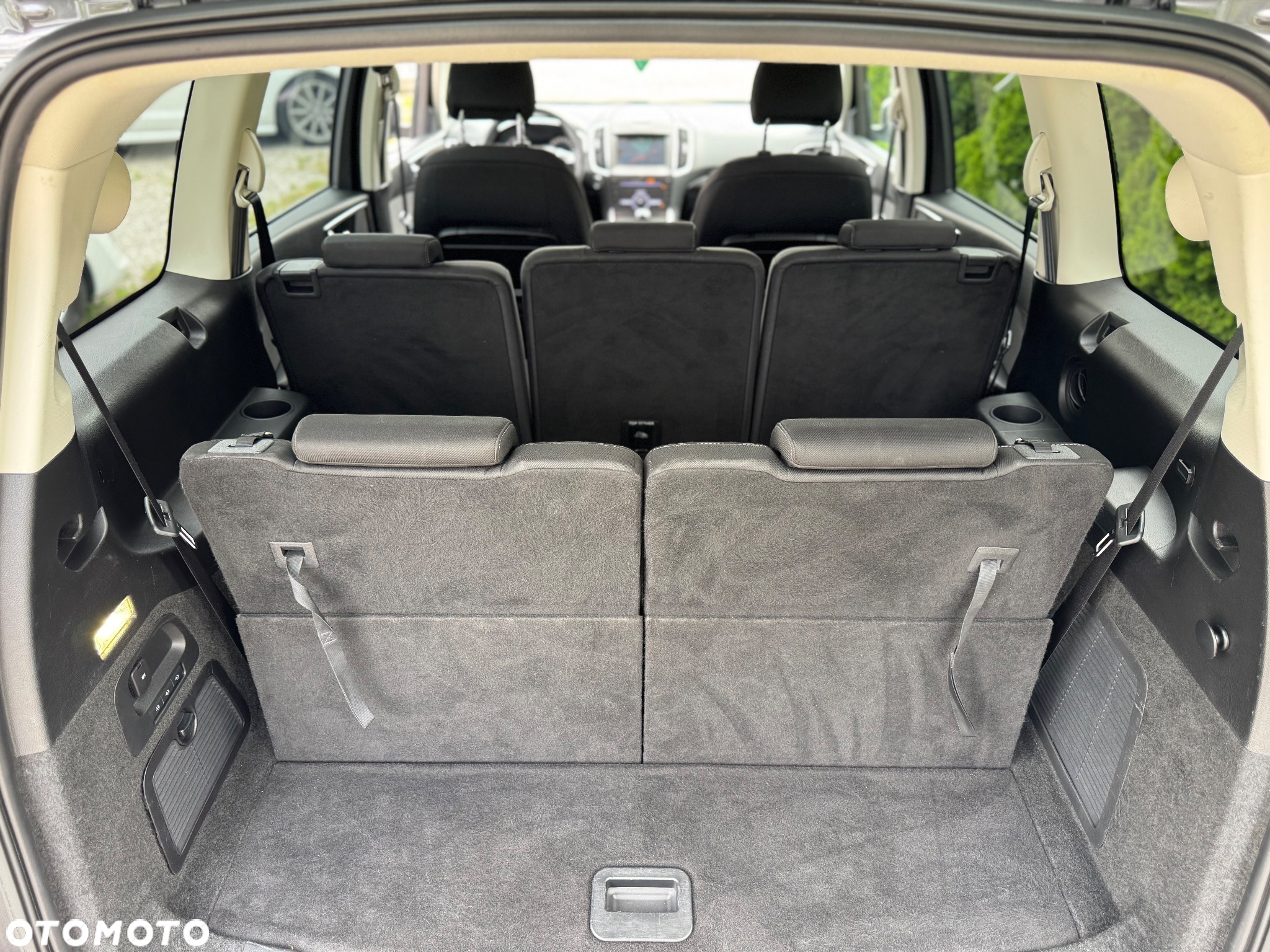 Ford Galaxy 1.5 EcoBoost Titanium - 12
