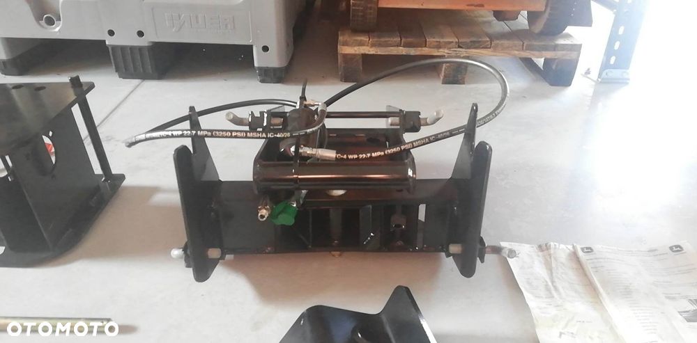 przedni zaczep hydro John Deere 4010 4100 LVB24898 - 4