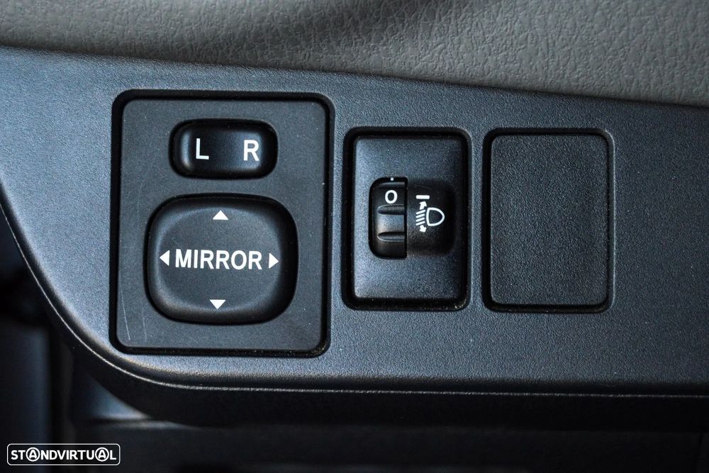 Toyota Yaris 1.0 VVT-i Comfort - 31