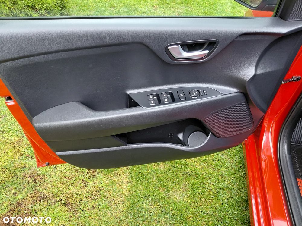 Kia Rio - 28