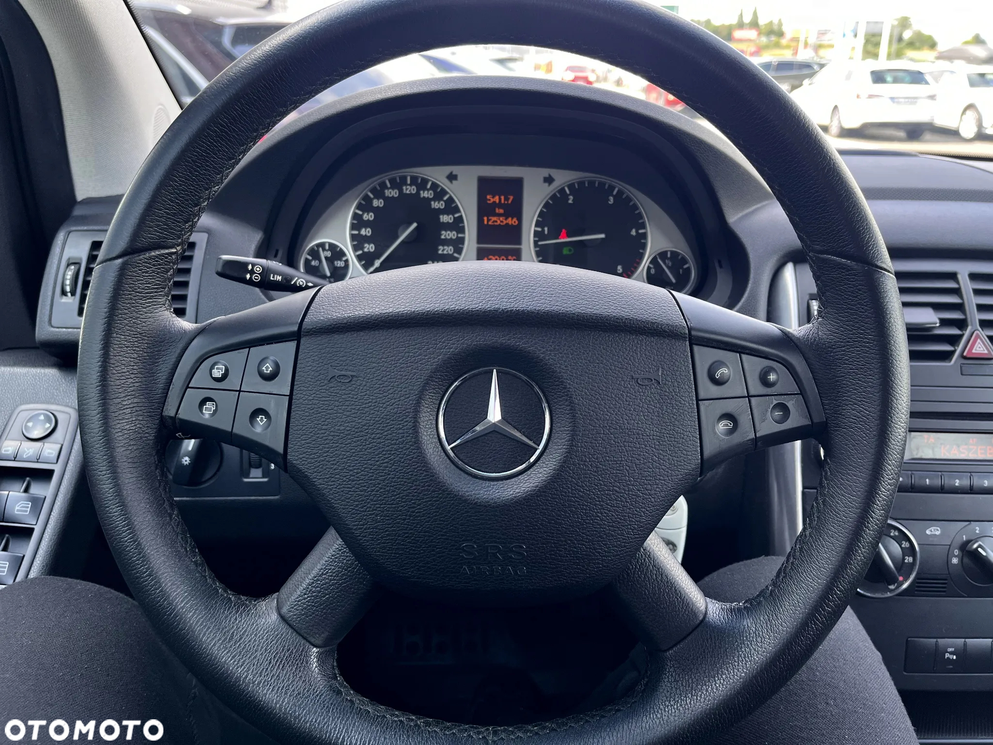 Mercedes-Benz Klasa B 180 CDI Autotronic - 17