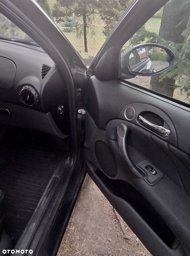 Alfa Romeo 147 1.6 Twin Spark Distinctive - 14