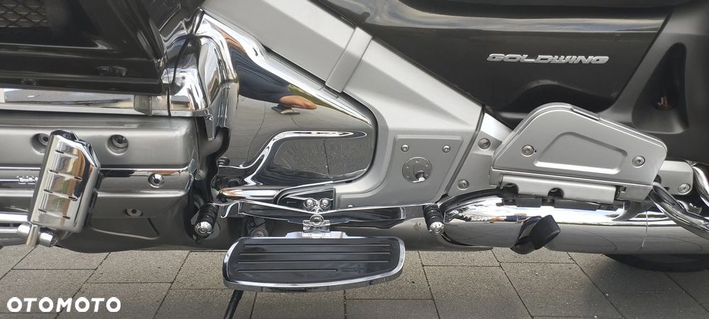 Honda GL - 9
