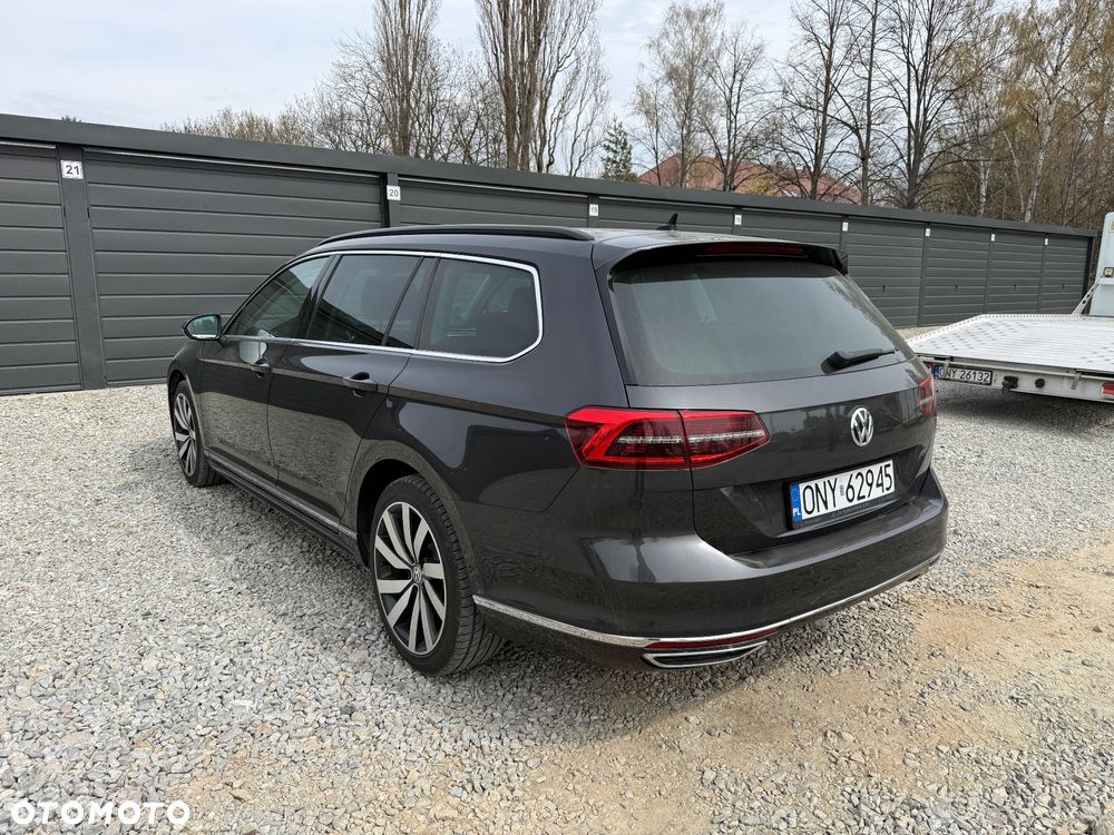 Volkswagen Passat - 5