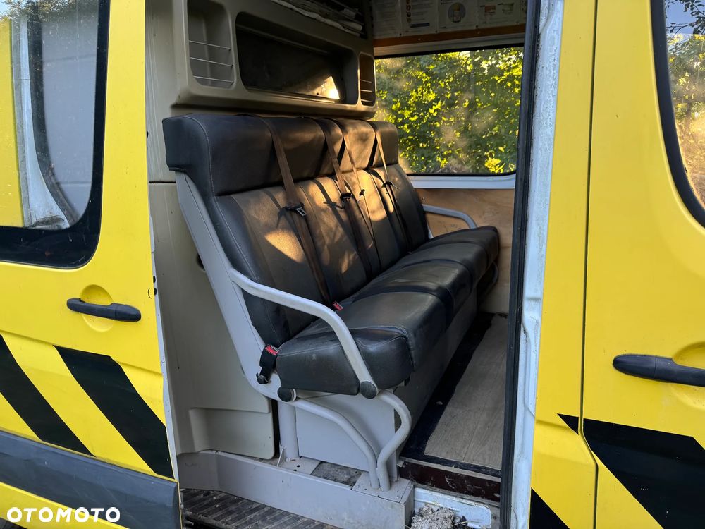 Mercedes-Benz SPRINTER - 6