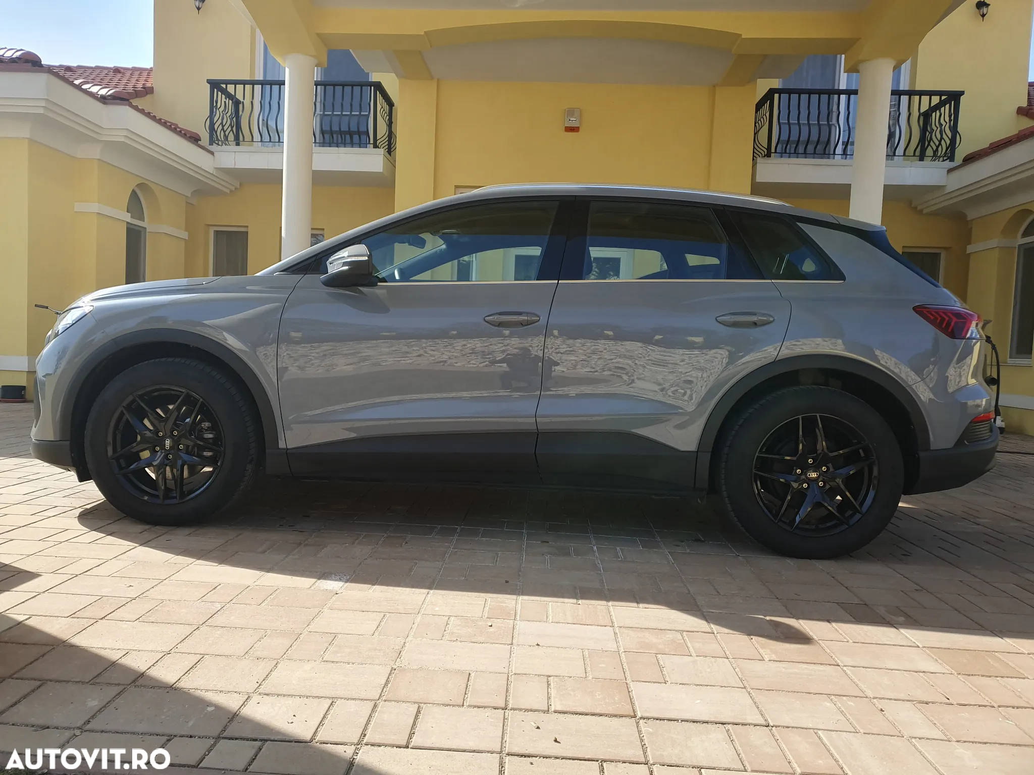 Audi Q4 e-tron 35 - 2