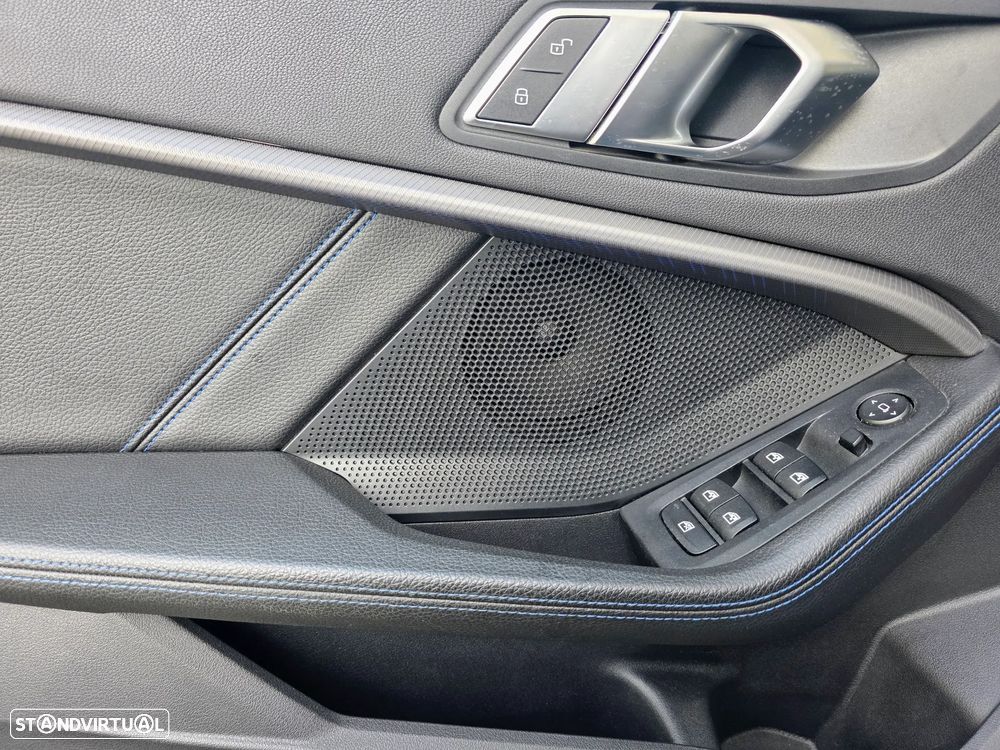 BMW 116 d Pack Desportivo M - 39