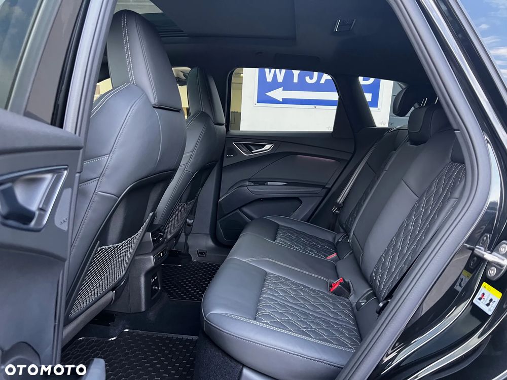 Audi Q4 e-tron 50 77kWh Quattro S Line - 13