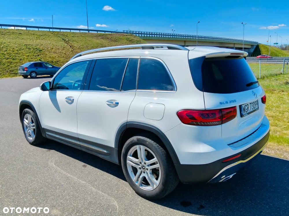 Mercedes-Benz GLB 250 8G-DCT Style - 5