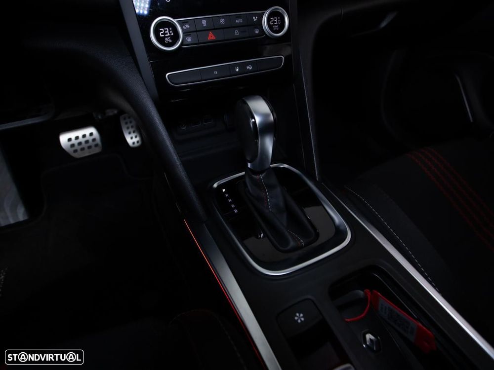 Renault Mégane 1.6 Plug-In R.S. Line - 24