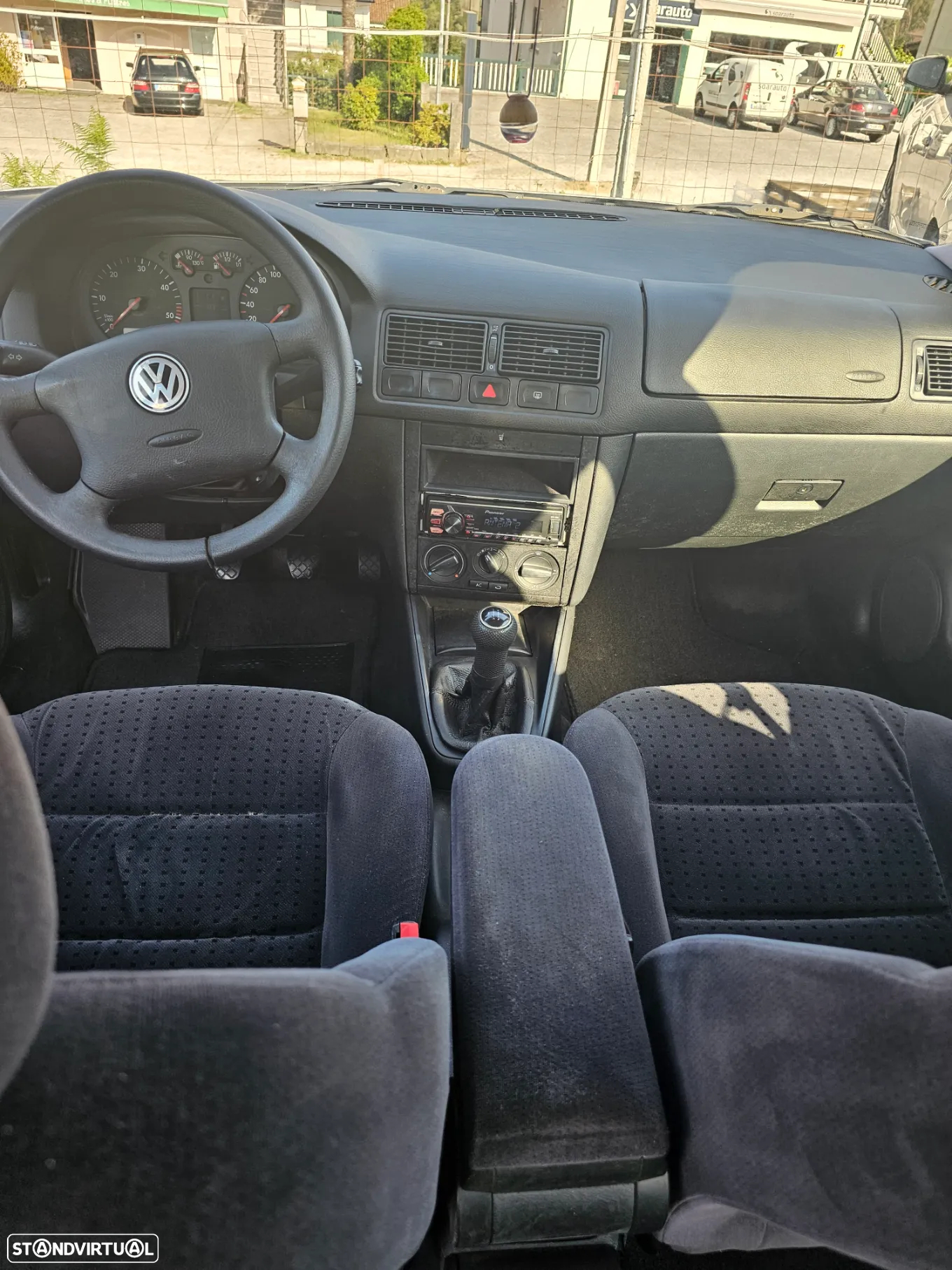 VW Golf 1.9 TDi Highline - 11
