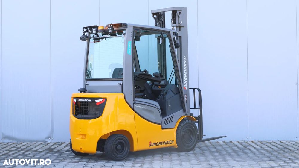 Jungheinrich DFG 320s - 7