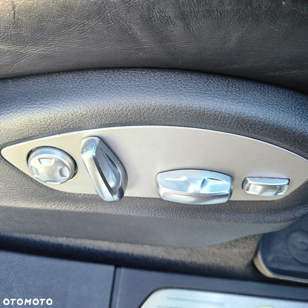 Porsche Cayenne S E-Hybrid Platinum Edition - 33