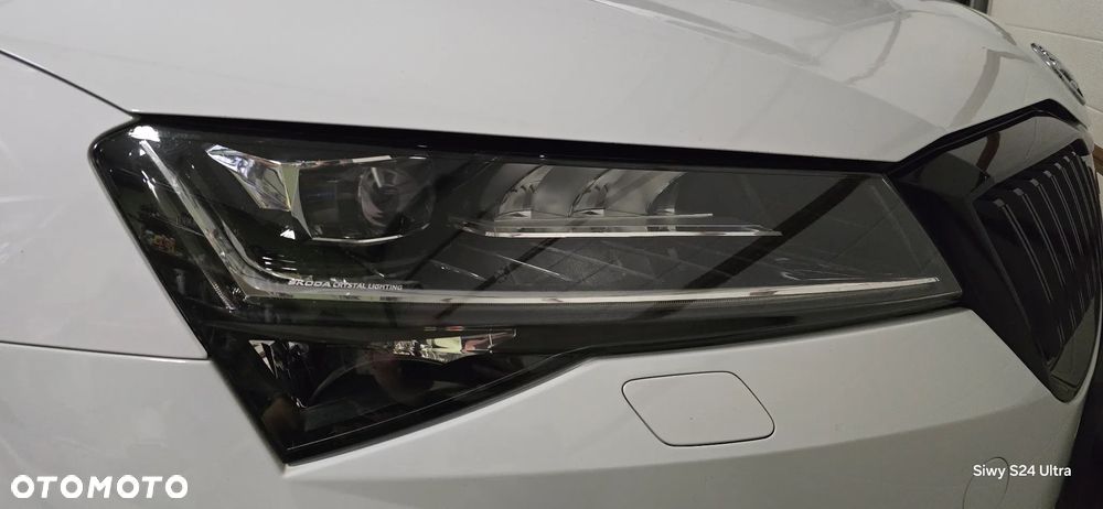 Skoda Superb 2.0 TDI 4x4 Sportline DSG - 17