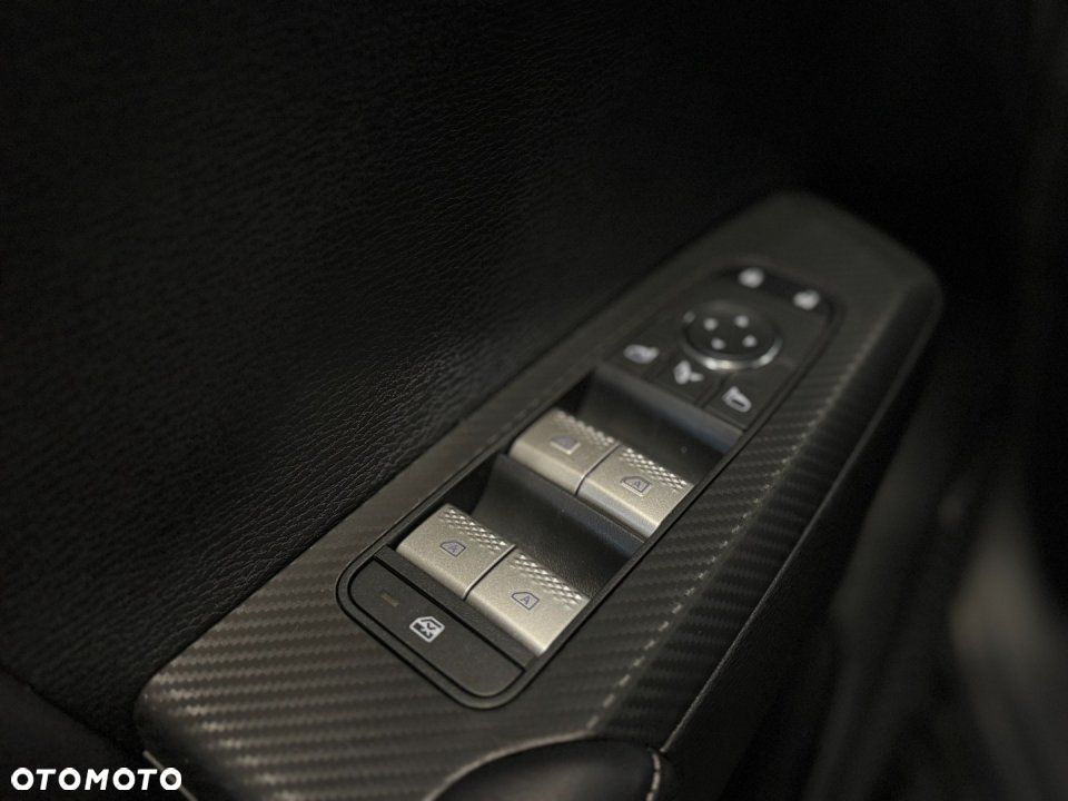 Mitsubishi Outlander - 19