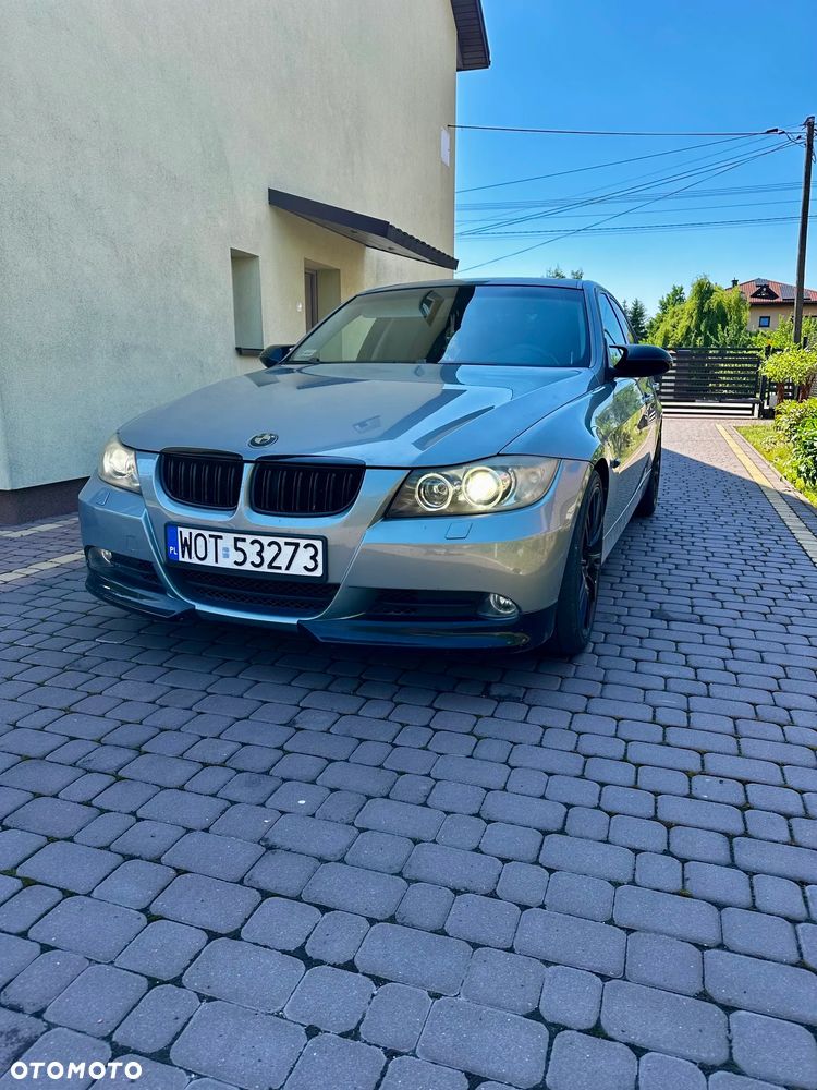 BMW Seria 3 320i - 12