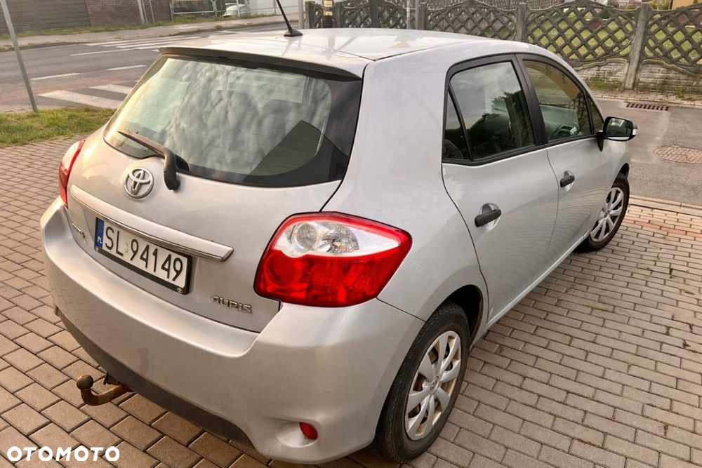 Toyota Auris 1.33 VVT-i Life Comfort - 5