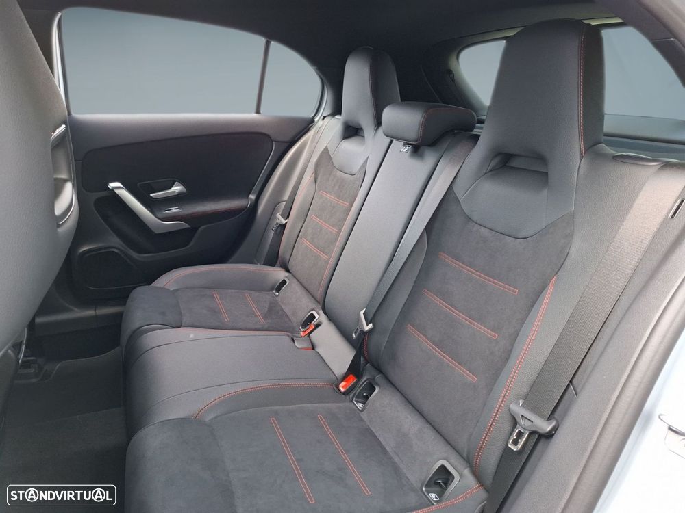 Mercedes-Benz A 250 e - 14