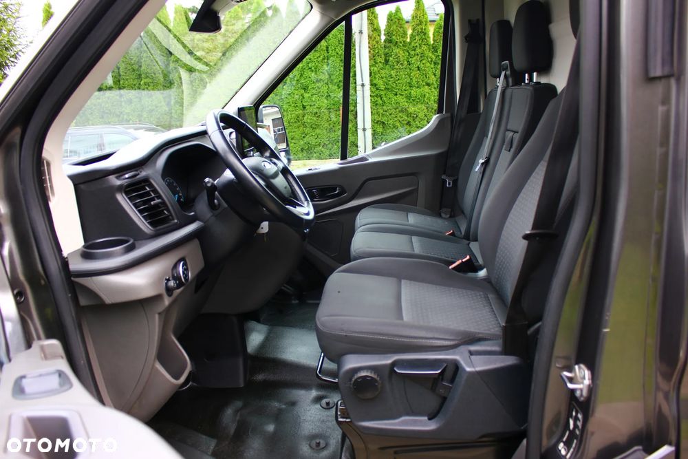 Ford TRANSIT 2.0 TDCI 170KM AUTOMAT L2H2 BLASZAK 3 OSOBOWY NAVIGACJA KAMERA - 16