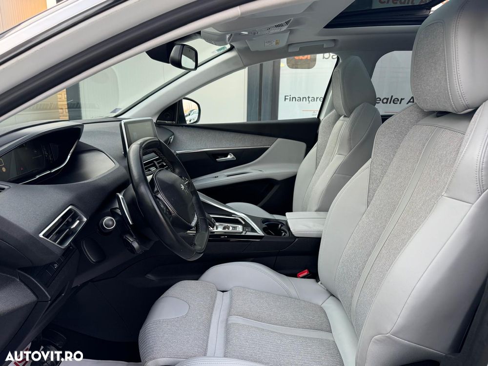 Peugeot 5008 BlueHDI 120 EAT6 Allure - 11