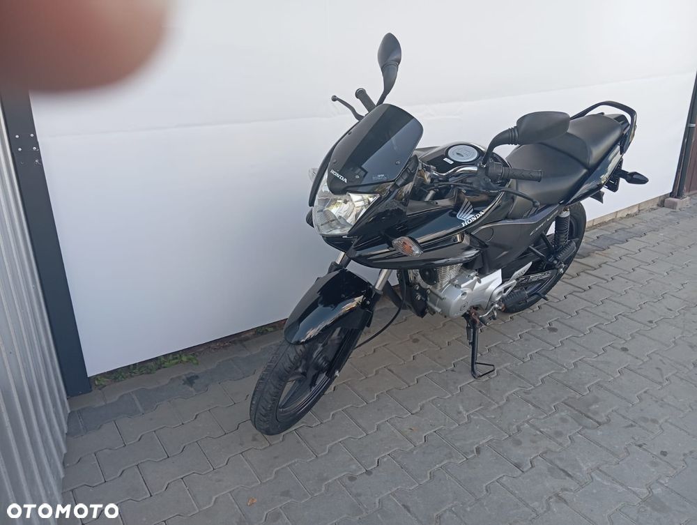 Honda CBF - 4