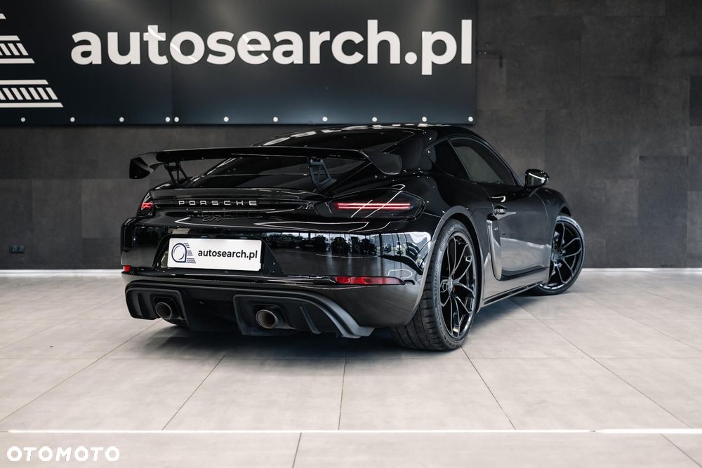 Porsche 718 Cayman GPF GT4 PDK - 5