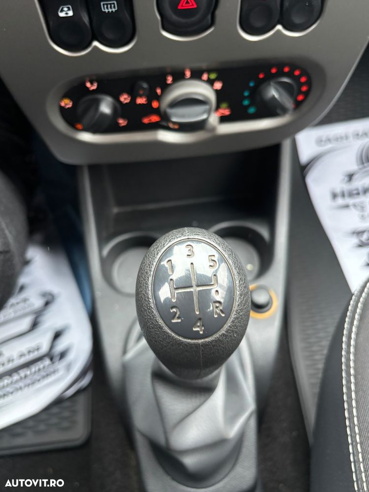 Dacia Sandero 1.6 MPI Prestige - 17