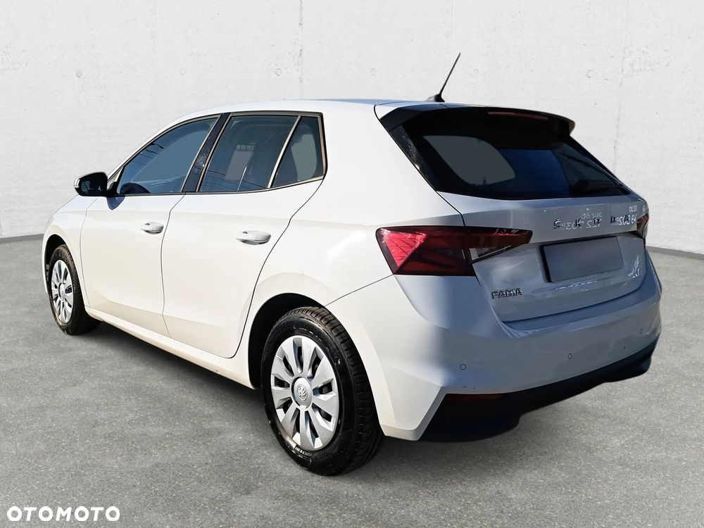 Škoda FABIA VAN 2-osobowy - 7