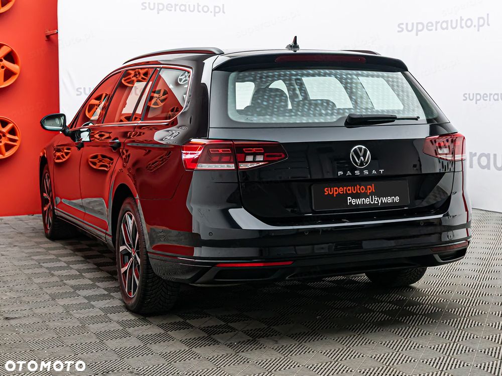 Volkswagen Passat - 26