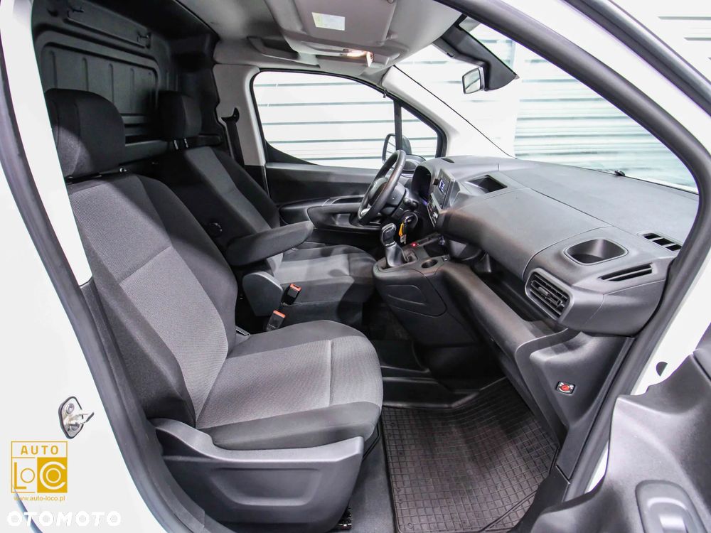 Citroën BERLINGO LONG FURGON - 11