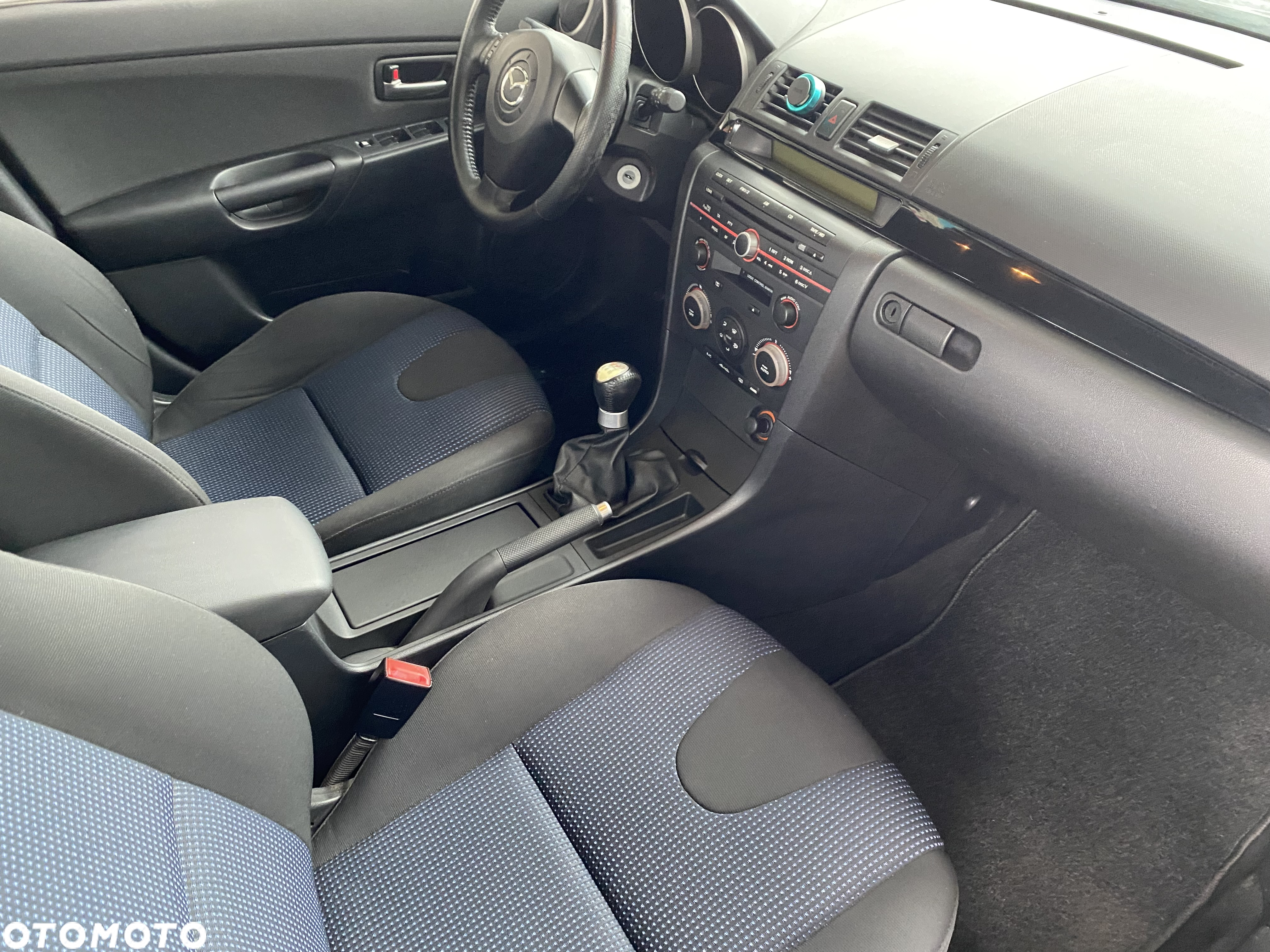 Mazda 3 1.6 Active - 29