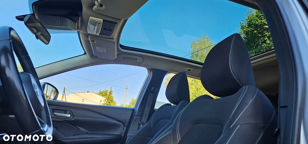 Nissan Qashqai 1.3 DIG-T DCT AKARI - 19