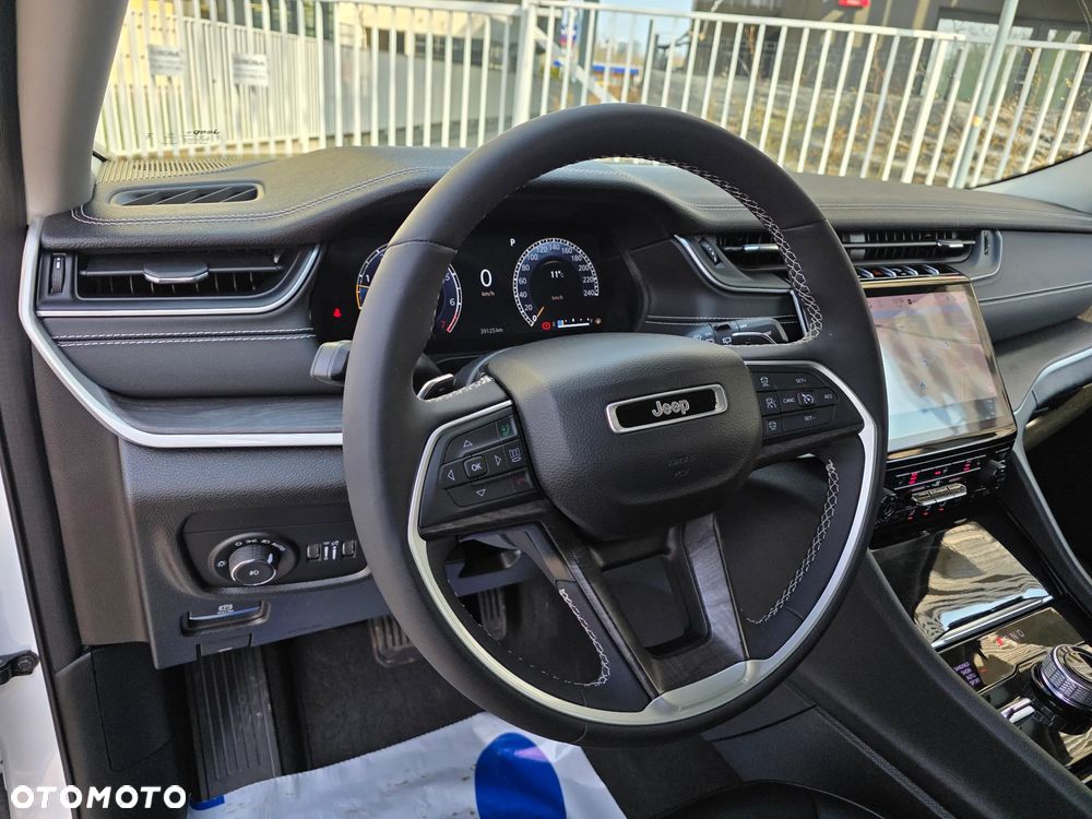 Jeep Grand Cherokee - 7