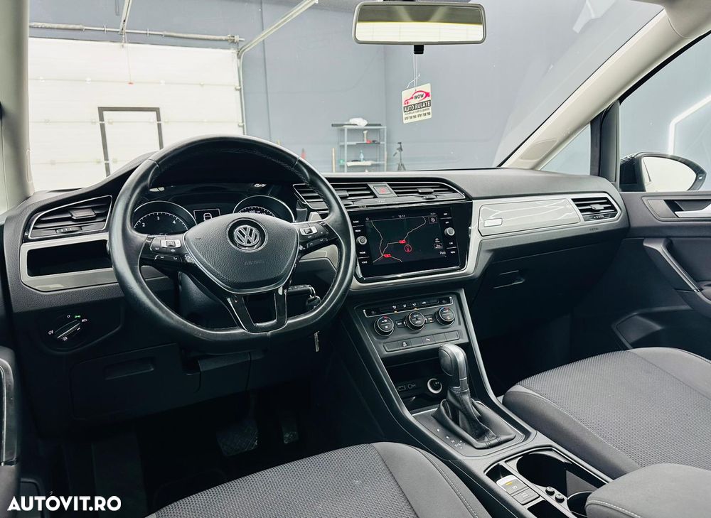 Volkswagen Touran 1.6 TDI SCR (BlueMotion Technology) DSG Trendline - 22